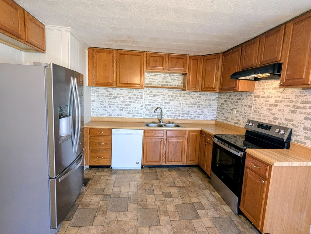 Photo of 6785 Conner Rd, Copper Hill, VA 24079 (MLS # 111327)