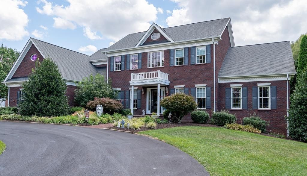 Photo of 550 Loretto Dr, Wytheville, VA 24382 (MLS # 103728)