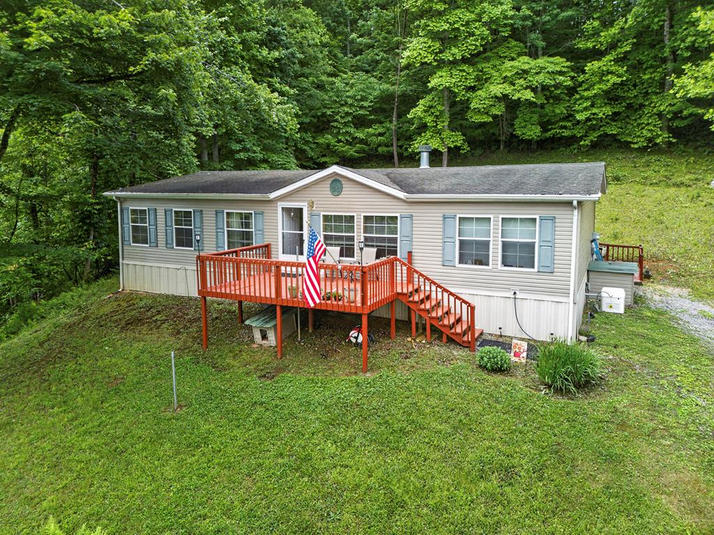 Photo of 25534 Whitaker Hollow Road, Abingdon, VA 24211 (MLS # 110420)