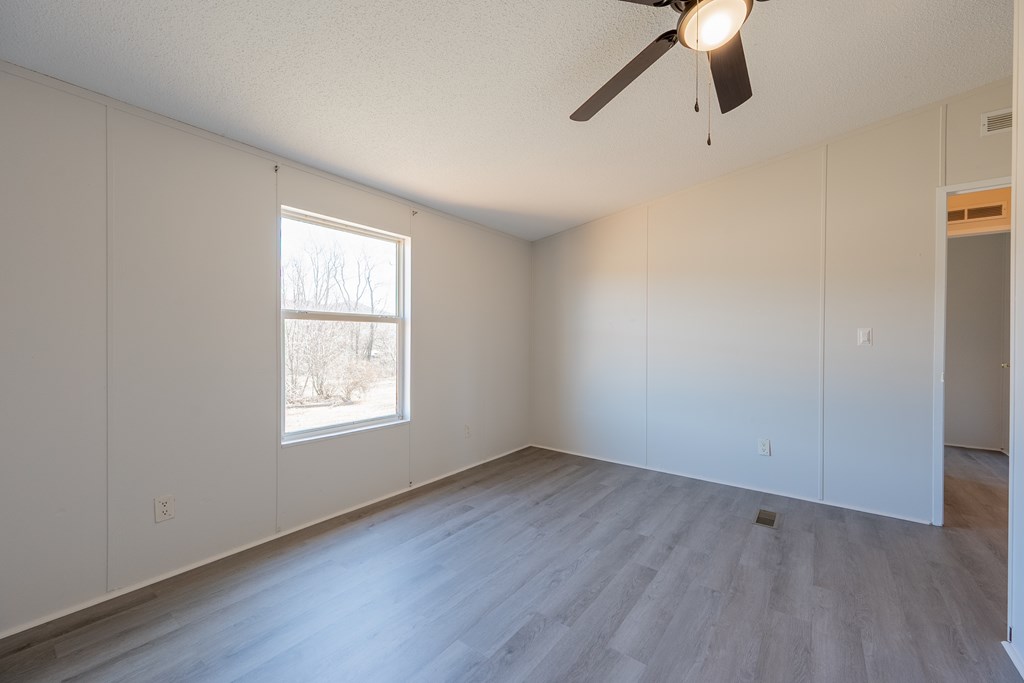 Barren Springs, Virginia 24313, United States, 3 Bedrooms Bedrooms, ,2 BathroomsBathrooms,Residential,Active,76553