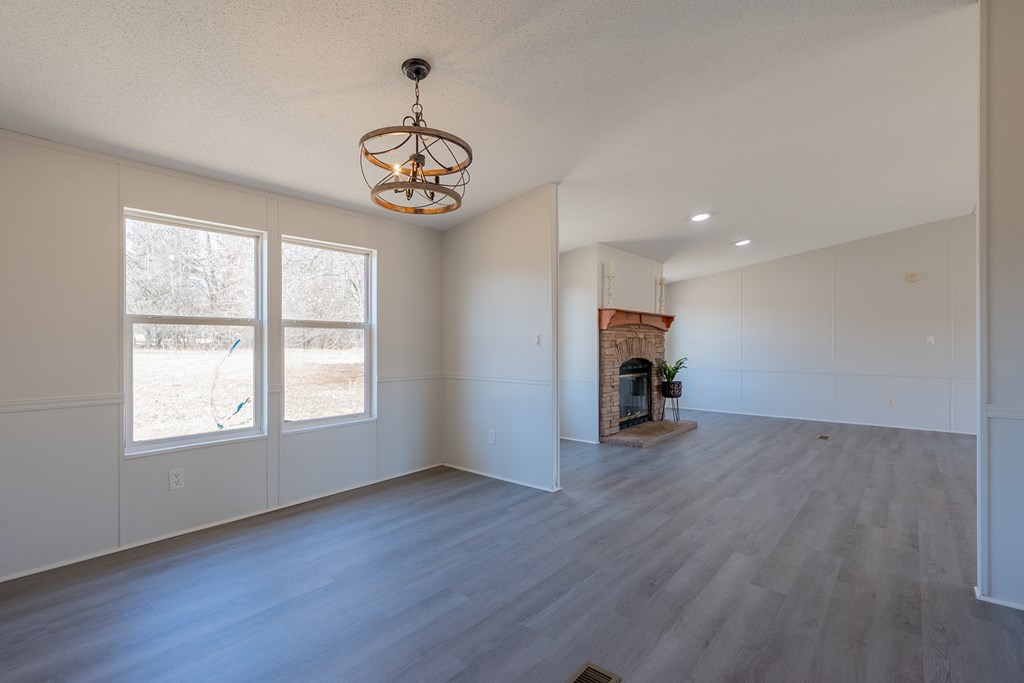 Barren Springs, Virginia 24313, United States, 3 Bedrooms Bedrooms, ,2 BathroomsBathrooms,Residential,Active,76553