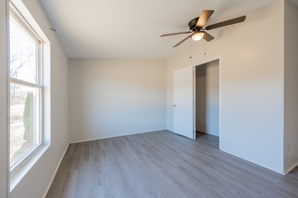 Barren Springs, Virginia 24313, United States, 3 Bedrooms Bedrooms, ,2 BathroomsBathrooms,Residential,Active,76553