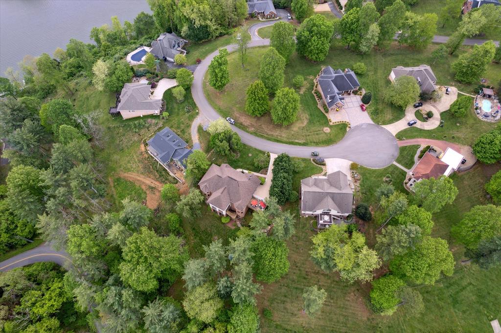 Abingdon, Virginia 24211, United States, 4 Bedrooms Bedrooms, ,3 BathroomsBathrooms,Residential,Active,108818