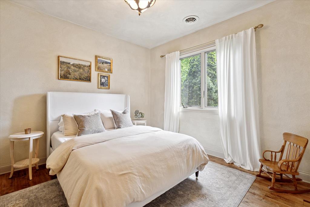 Abingdon, Virginia 24211, United States, 4 Bedrooms Bedrooms, ,3 BathroomsBathrooms,Residential,Active,108818