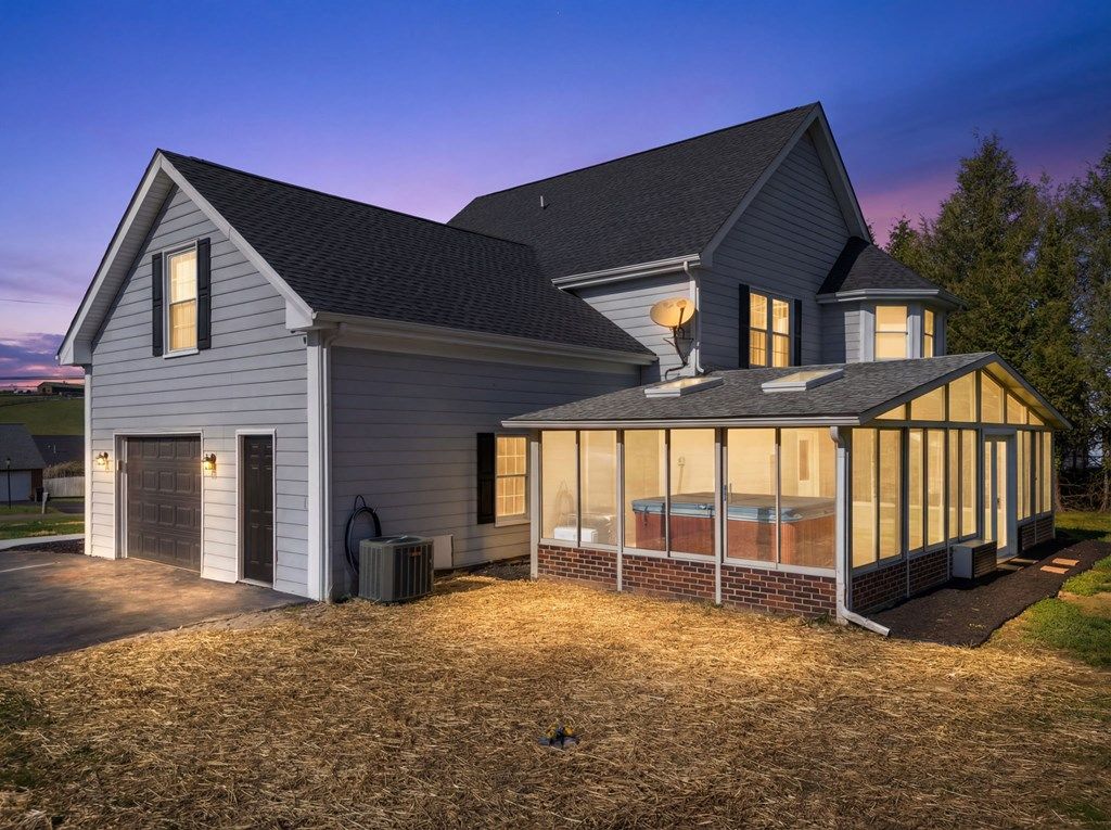 Photo of 21164 Vances Mill Road, Abingdon, VA 24211 (MLS # 109496)
