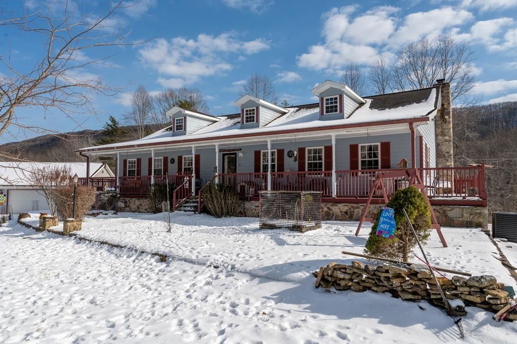 Photo of 5380 Laurel Fork Rd, Rocky Gap, VA 24366 (MLS # 105778)