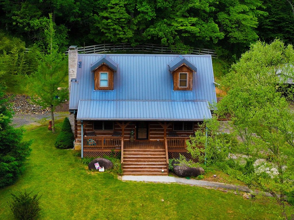 Photo of 1831 Clito Road, Fries, VA 24330 (MLS # 110503)