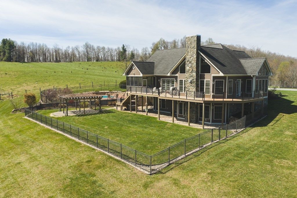 Photo of 4589 Franklin Pike, Floyd, VA 24091 (MLS # 109659)