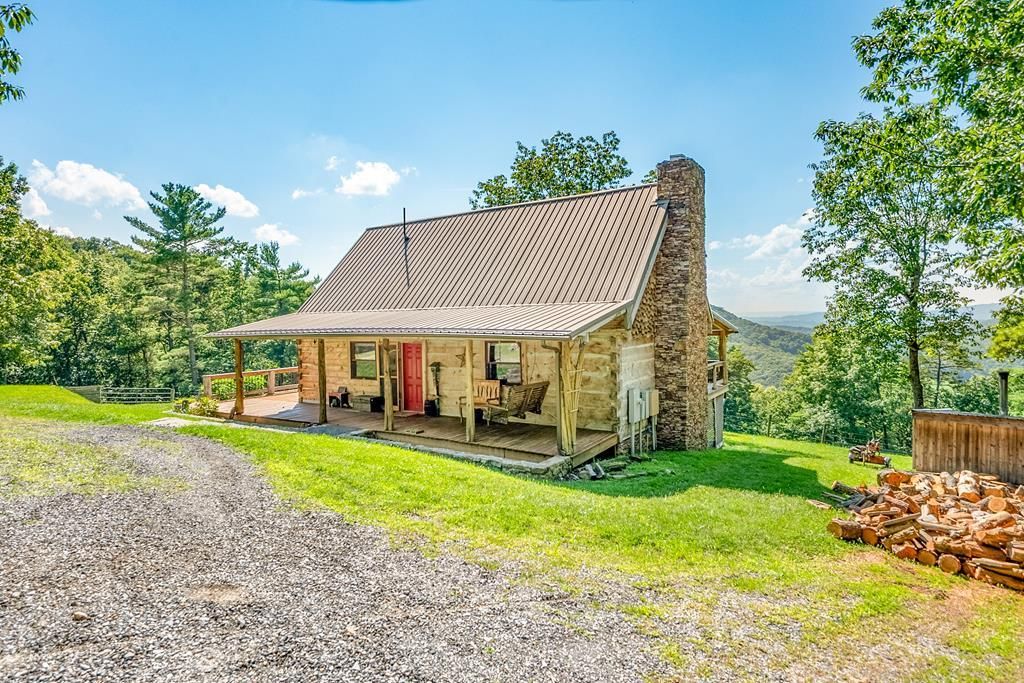 Photo of 839 Patch Dr, Ivanhoe, VA 24350 (MLS # 100779)