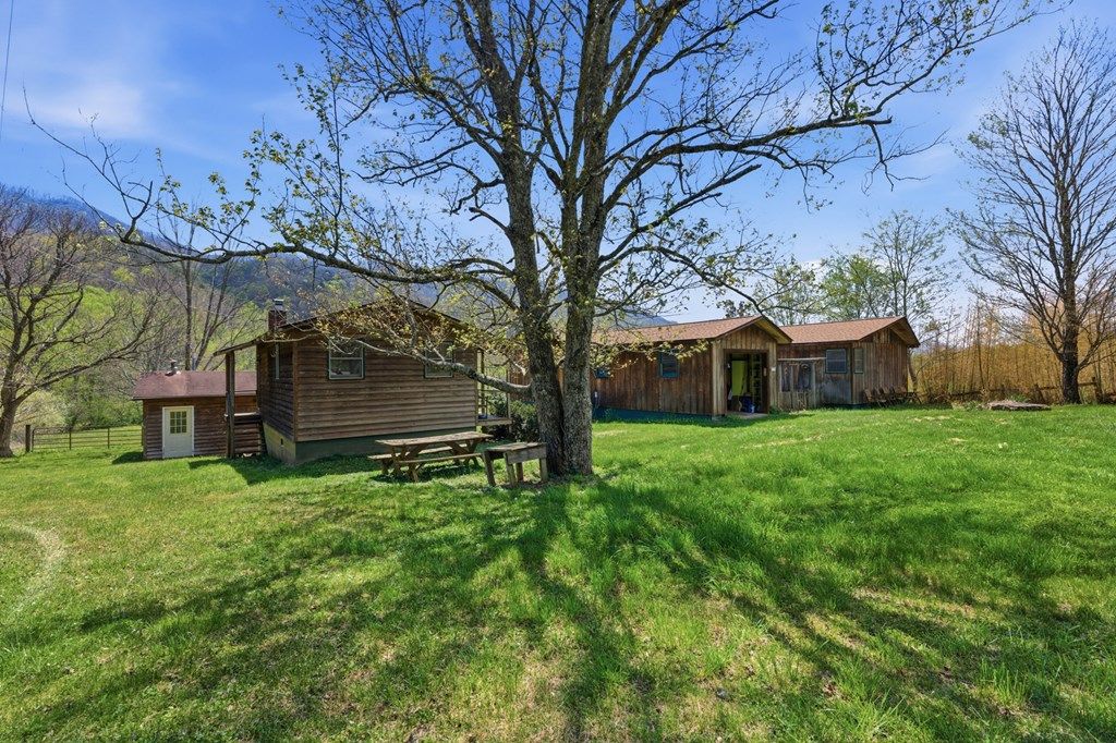 Photo of 4020 Freestone Valley Road, Tannersville, VA 24377 (MLS # 109701)