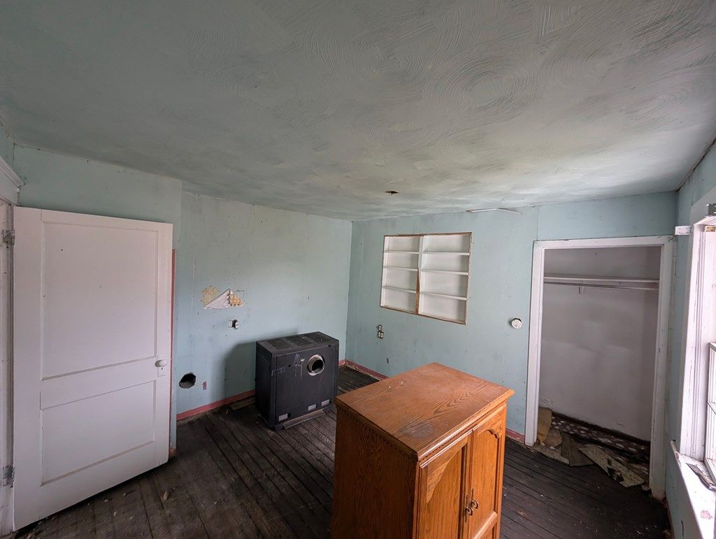 Photo of 265 Flatwoods Road, Marion, VA 24354 (MLS # 104295)