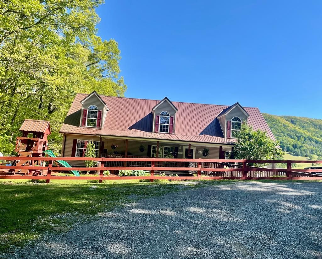 Photo of 247 Hayes Hill, Tazewell, VA 24651 (MLS # 110072)