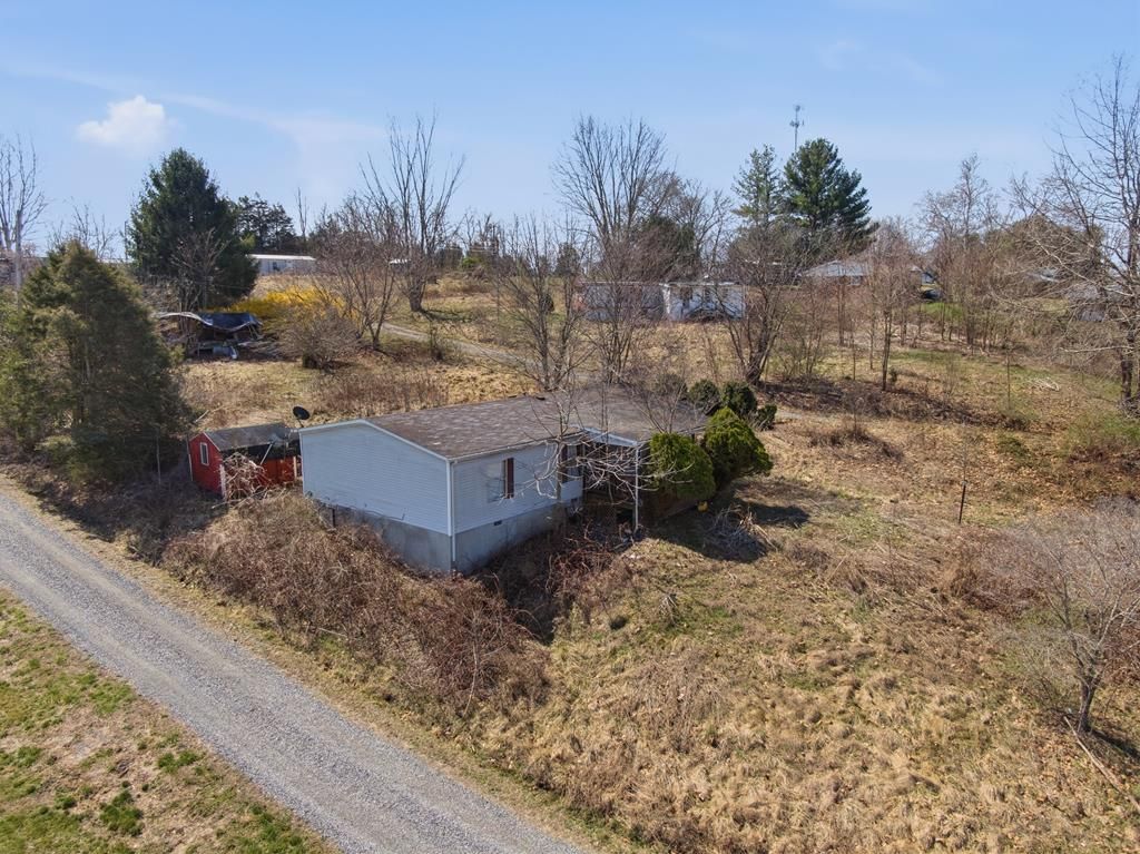 Photo of 185 185 Coxs Trailer Park Rd, Wytheville, VA 24382 (MLS # 109198)
