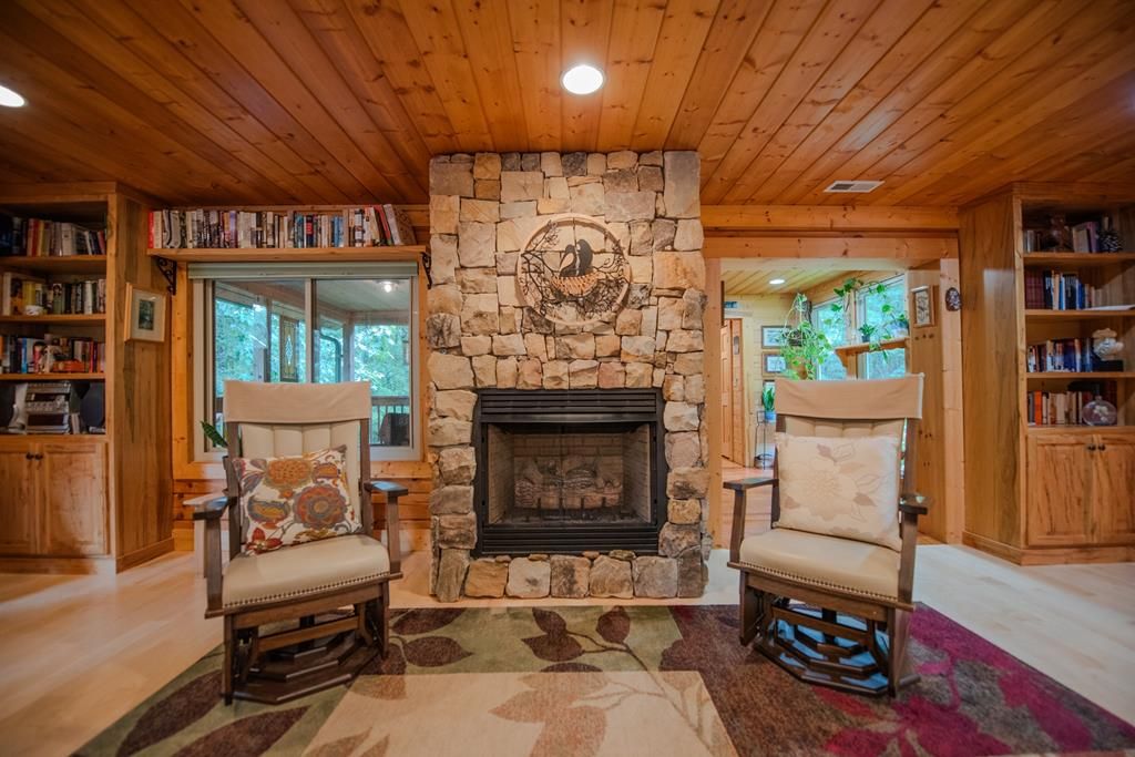 Photo of 542 Chestnut Falls Lane, Galax, VA 24333 (MLS # 100938)