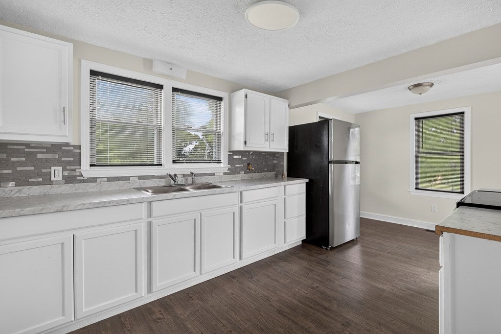Photo of 140 Race Blvd, Marion, VA 24354 (MLS # 111025)