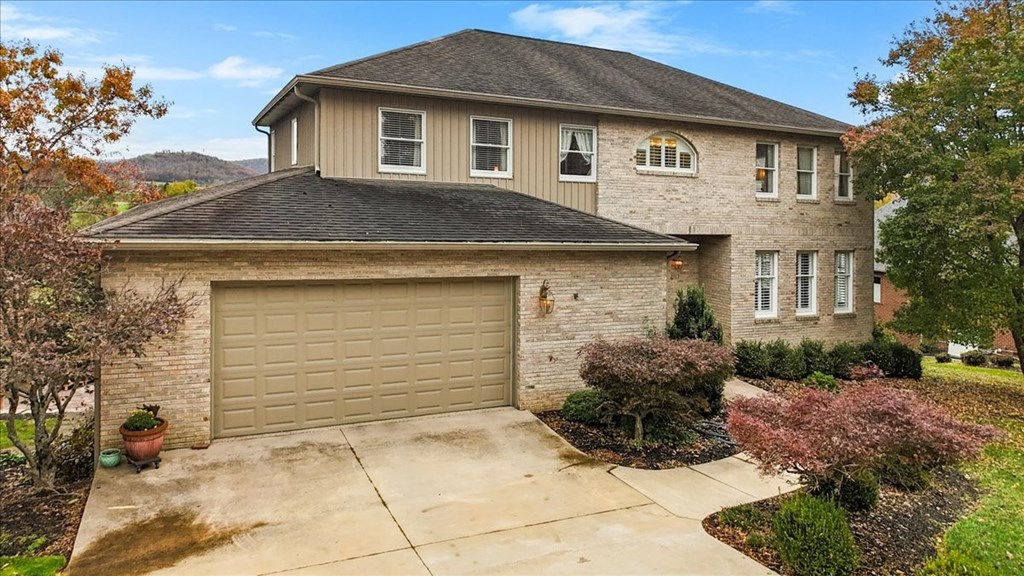 2115 Plank Drive