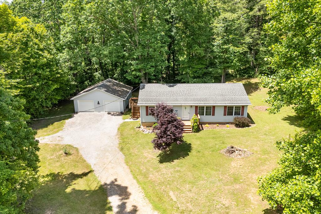 Photo of 222 SE Greenwood Ln, Copper Hill, VA 24079 (MLS # 110403)