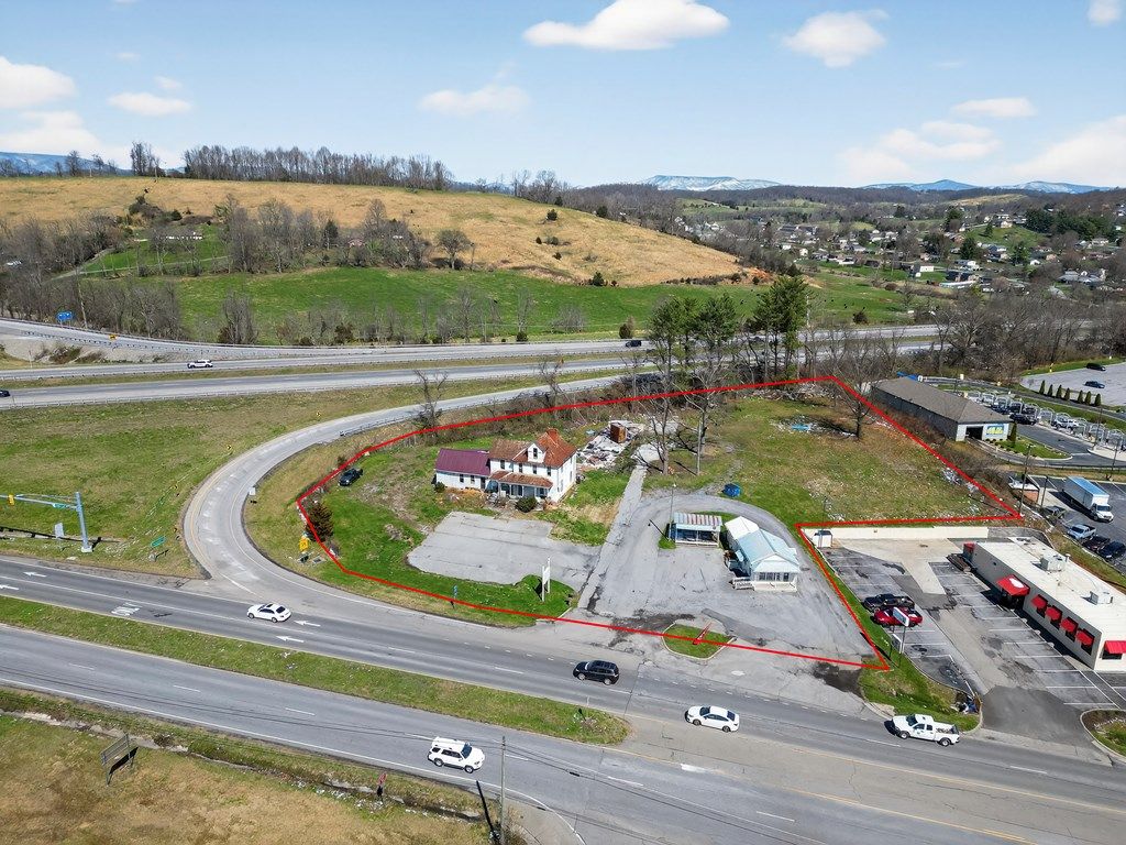 Photo of 24443 Lee Highway, Abingdon, VA 24210 (MLS # 109348)