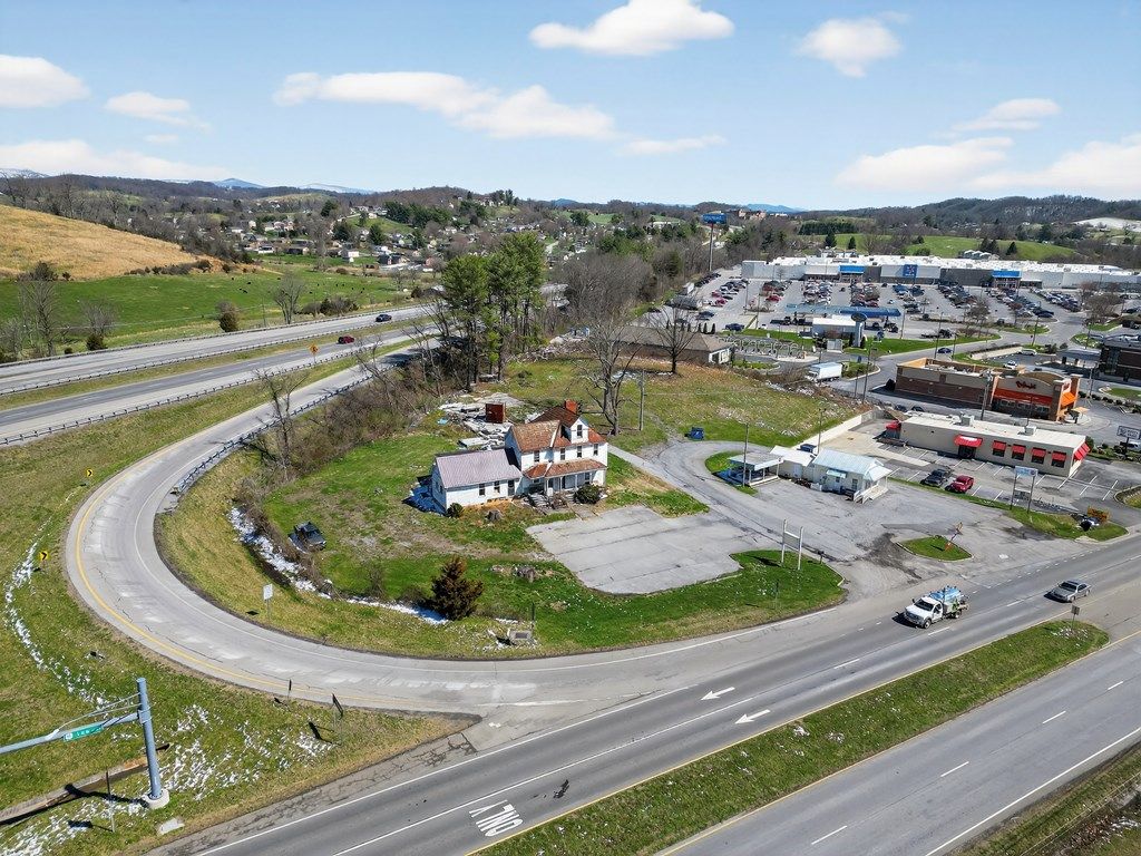 Photo of 24443 Lee Highway, Abingdon, VA 24210 (MLS # 109348)