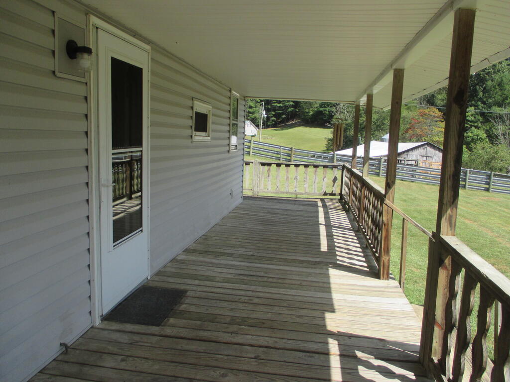 Photo of 1277 Peach Bottom, Independence, VA 24348 (MLS # 111893)