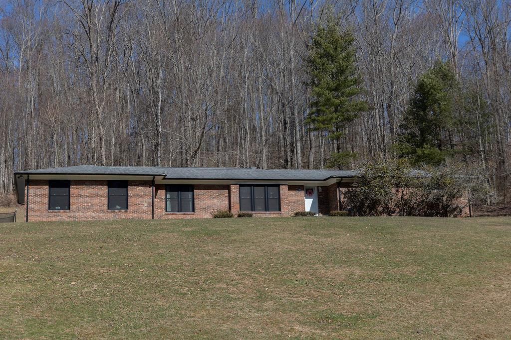 Photo of 601 601 Fill Street, Pounding Mill, VA 24637 (MLS # 105984)