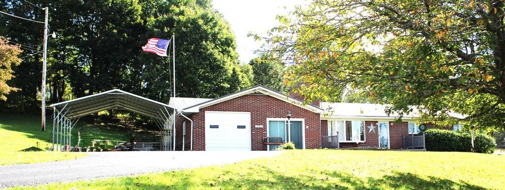 Photo of 6723 W Lee Hwy, Rural Retreat, VA 24368 (MLS # 112295)