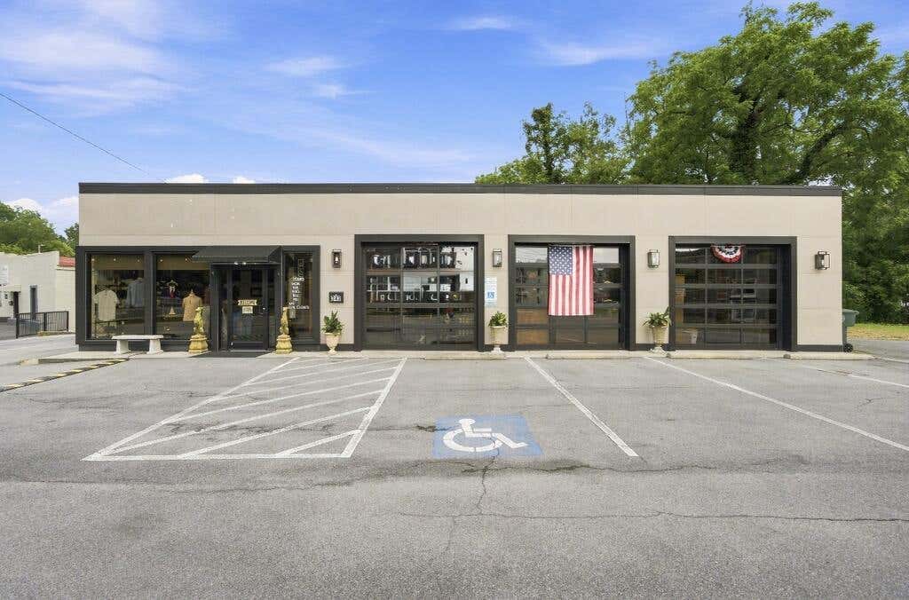 Photo of 343 East Main Street, Abingdon, VA 24210 (MLS # 111401)