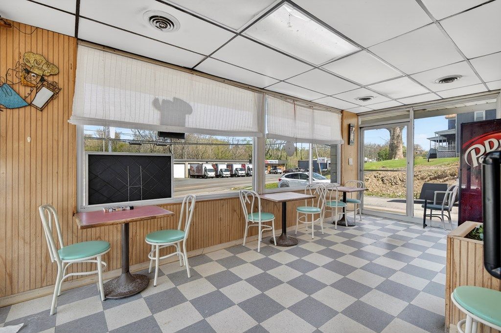 Photo of 534 S Main St, Marion, VA 24354 (MLS # 109557)