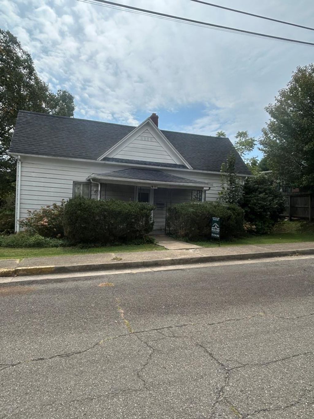 Photo of 403 W Center, Galax, VA 24333 (MLS # 103447)