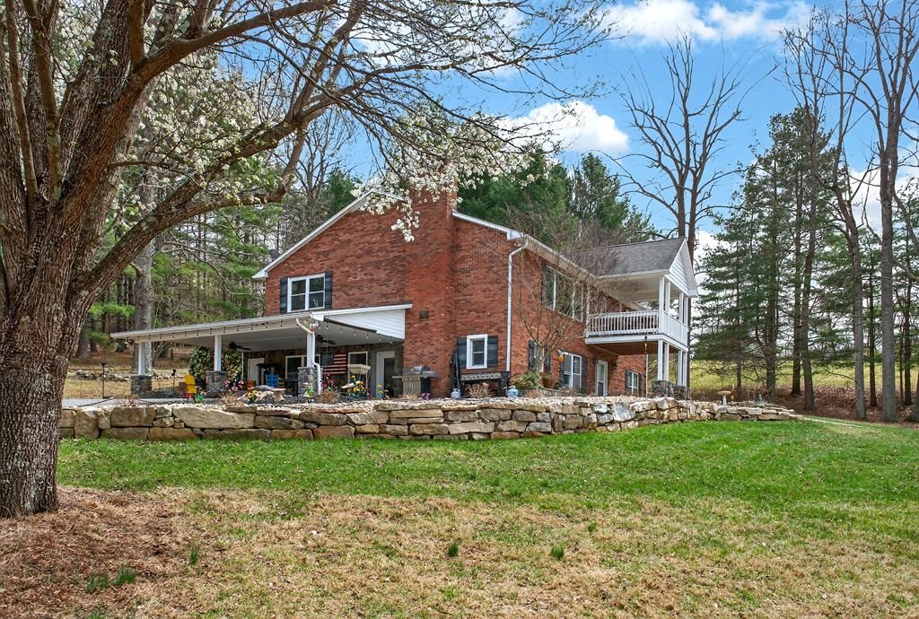 Photo of 1955 Joy Ranch Rd, Woodlawn, VA 24381 (MLS # 109224)