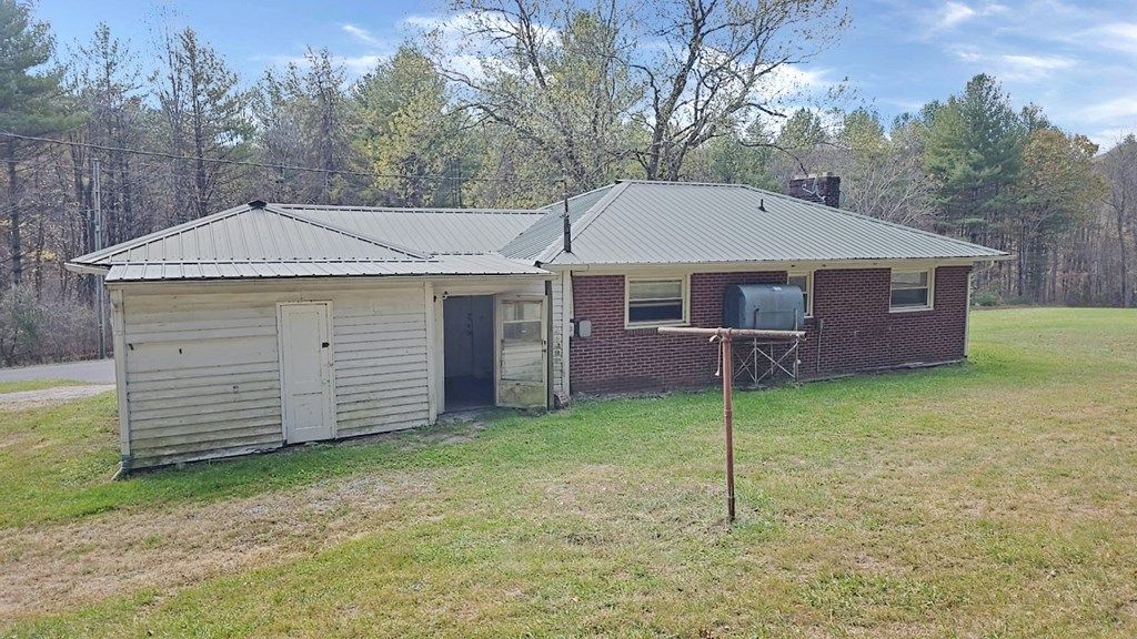 Photo of 2647 Teas Rd, Sugar Grove, VA 24375 (MLS # 104718)