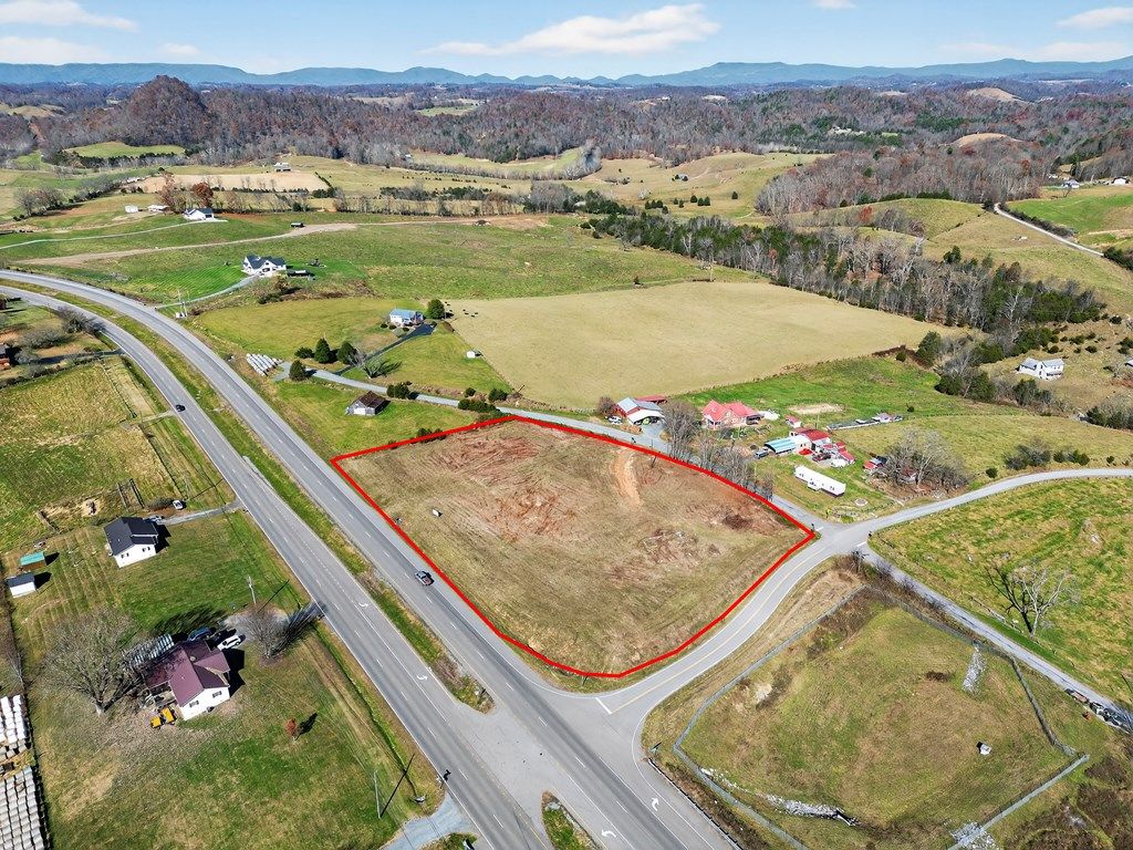 Photo of 215 Jeb Stuart Hwy #0, Abingdon, VA 24211 (MLS # 104135)