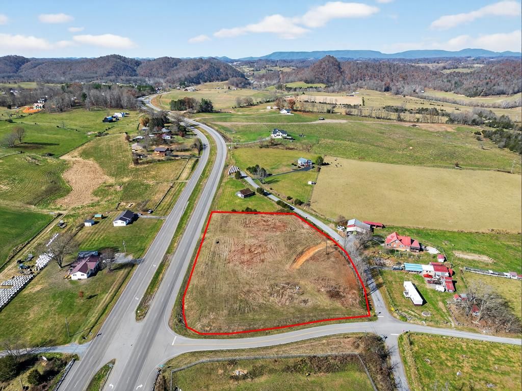 Photo of 215 Jeb Stuart Hwy #0, Abingdon, VA 24211 (MLS # 104135)