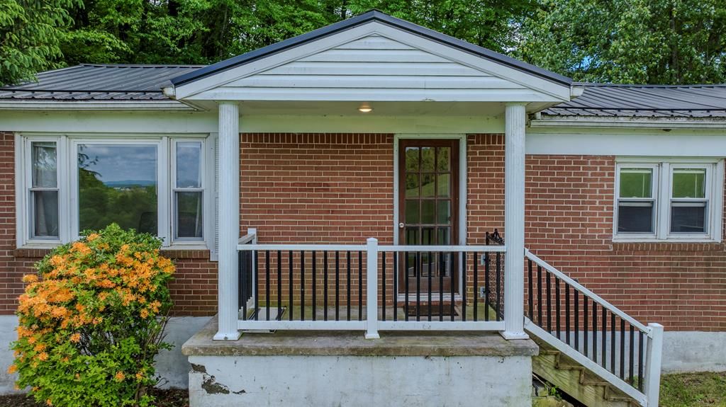 Photo of 11 Chantilly Dr, Fancy Gap, VA 24328 (MLS # 100024)