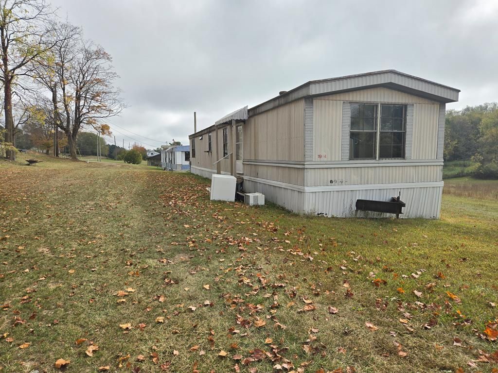 Photo of 7907 W Lee Hwy, Rural Retreat, VA 24368 (MLS # 103854)