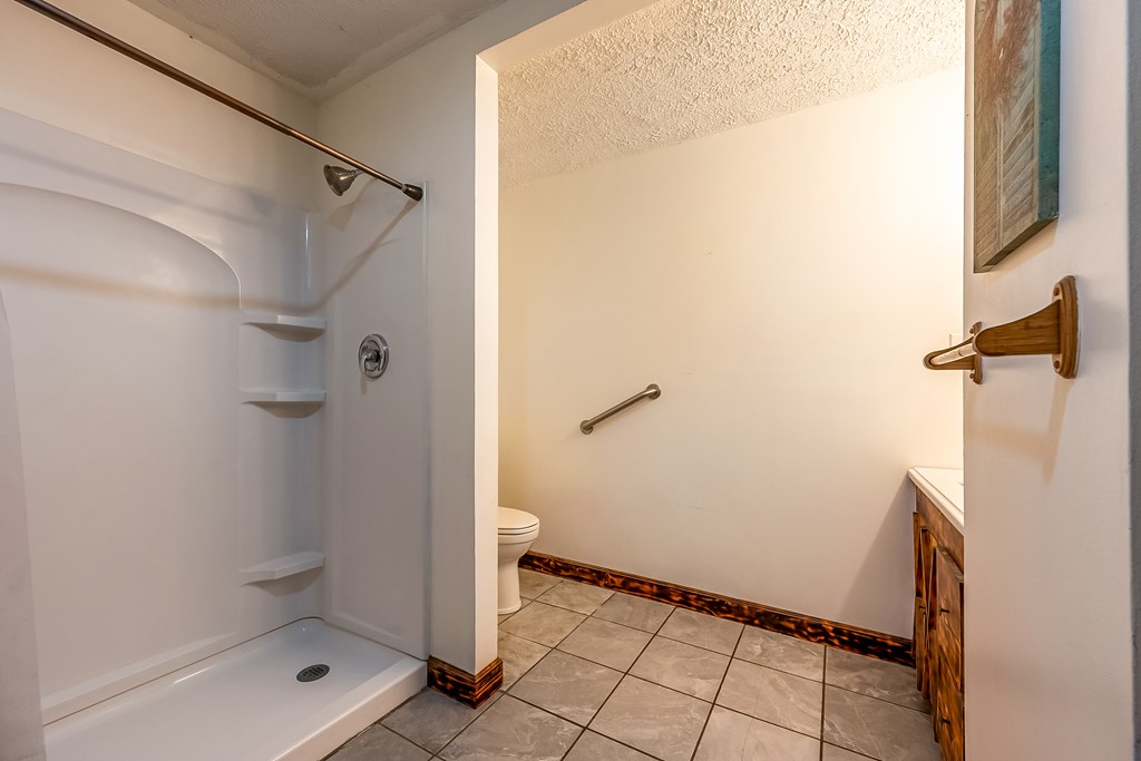 Max Meadows, Virginia 24360, United States, 1 Bedroom Bedrooms, ,1 BathroomBathrooms,Residential,Active,141878