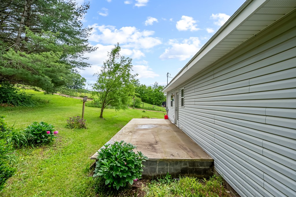 Max Meadows, Virginia 24360, United States, 1 Bedroom Bedrooms, ,1 BathroomBathrooms,Residential,Active,141878