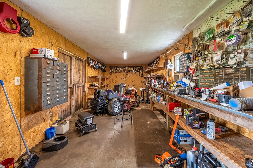 Max Meadows, Virginia 24360, United States, 1 Bedroom Bedrooms, ,1 BathroomBathrooms,Residential,Active,141878