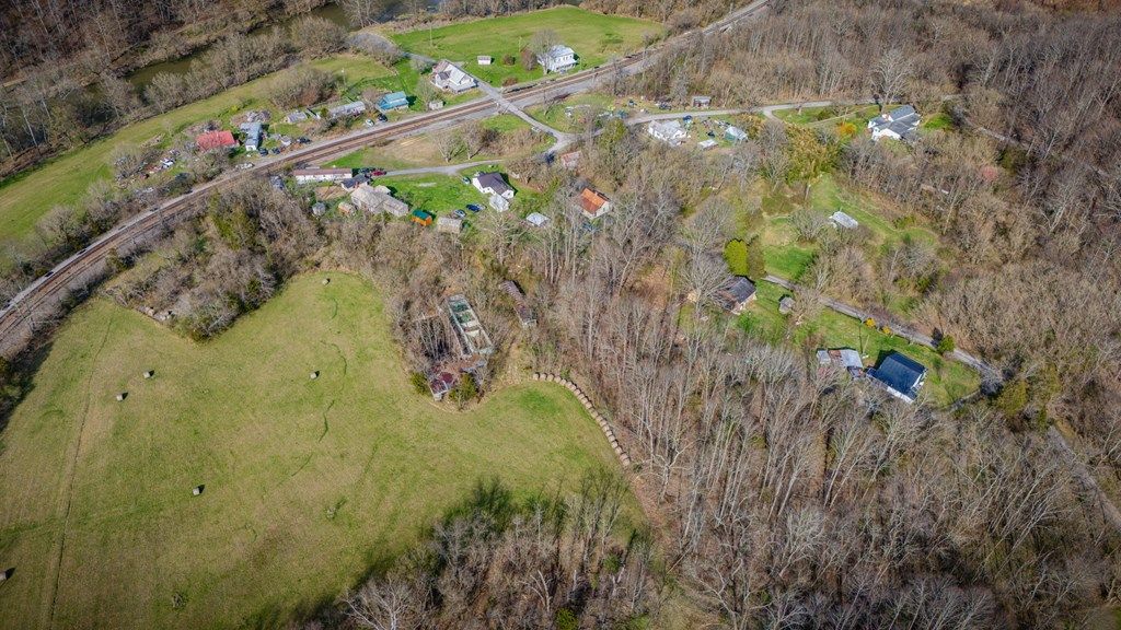 Photo of TBD Carterton Pl #NA, Lebanon, VA 24266 (MLS # 109215)