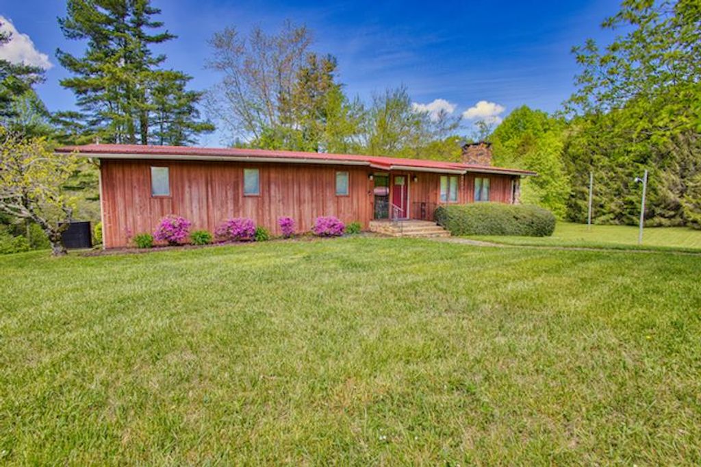 Photo of 1436 Mayberry Church Rd, Meadows of Dan, VA 24120 (MLS # 93737)
