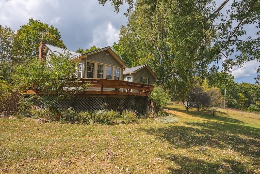 Photo of 4613 Mountain Pride Rd, Hiwassee, VA 24347 (MLS # 103663)