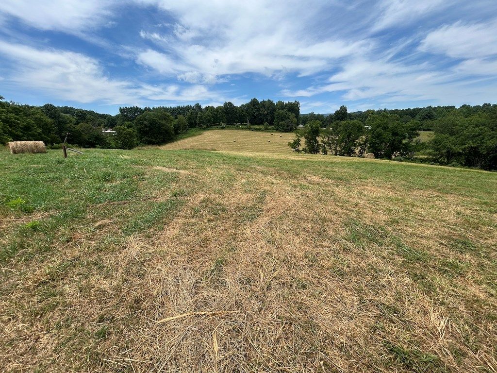 Photo of 2931 Ridge Top Drive #0, Rural Retreat, VA 24368 (MLS # 109339)
