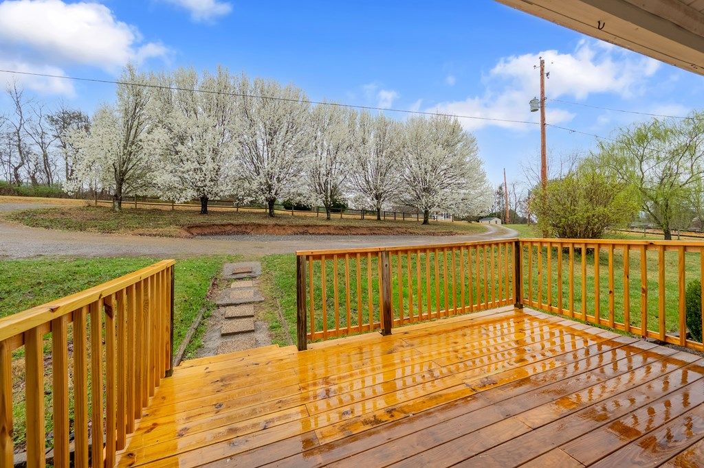 Photo of 182 Lonesome Dove Ln, Max Meadows, VA 24360 (MLS # 109217)