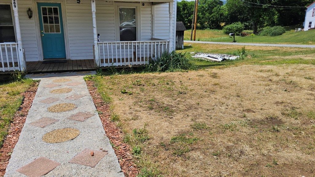 Photo of 489 Painters Hill Road, Ivanhoe, VA 24350 (MLS # 100814)