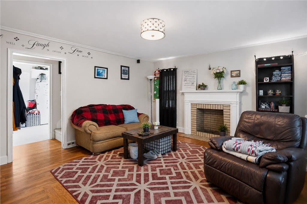 Photo of 1918 Norway Street, Bristol, VA 24201 (MLS # 110406)