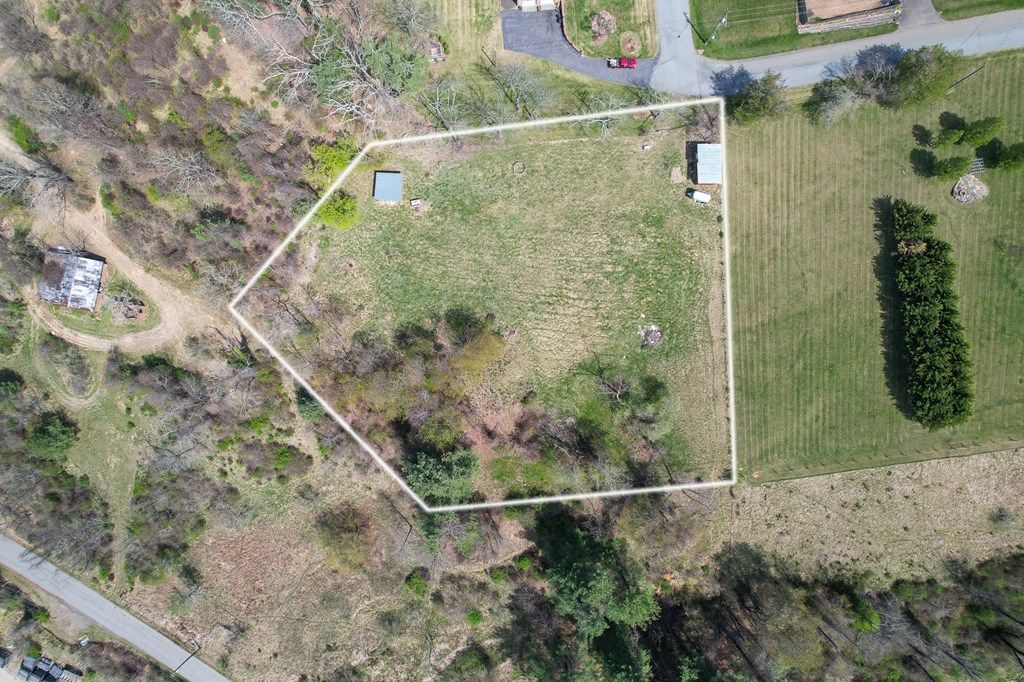 Photo of TBD Greentree RD and Bona Vista Ln #19, Galax, VA 24333 (MLS # 109611)