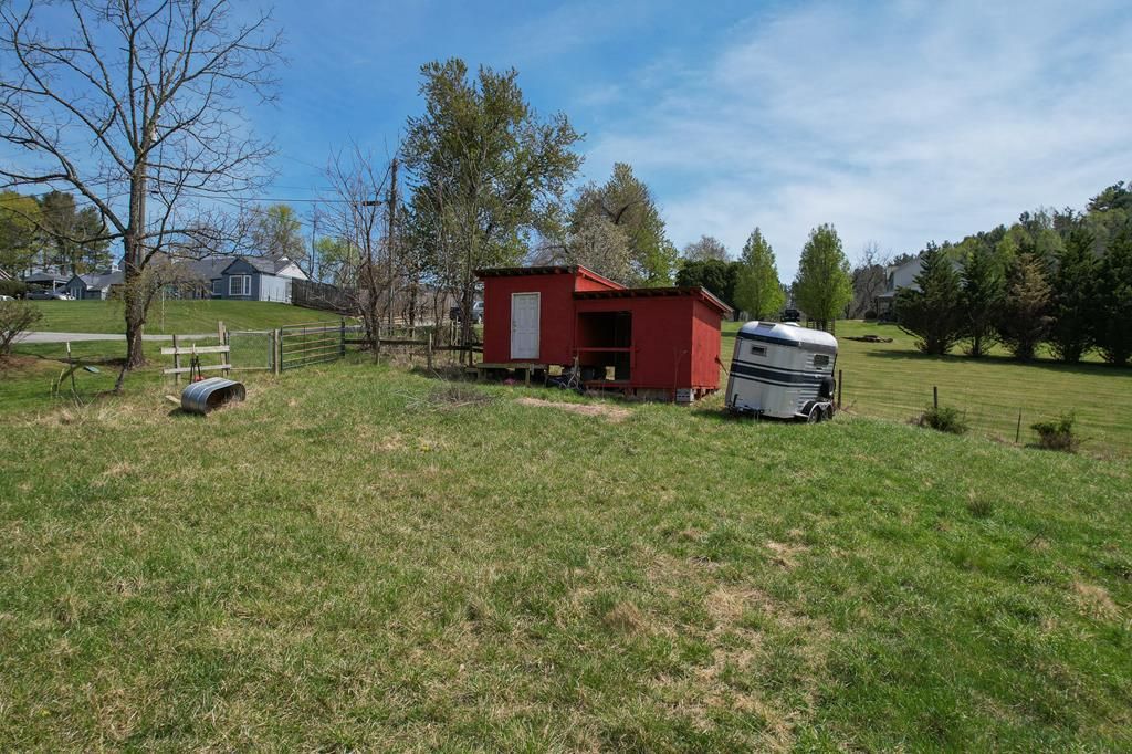 Photo of TBD Greentree RD and Bona Vista Ln #19, Galax, VA 24333 (MLS # 109611)