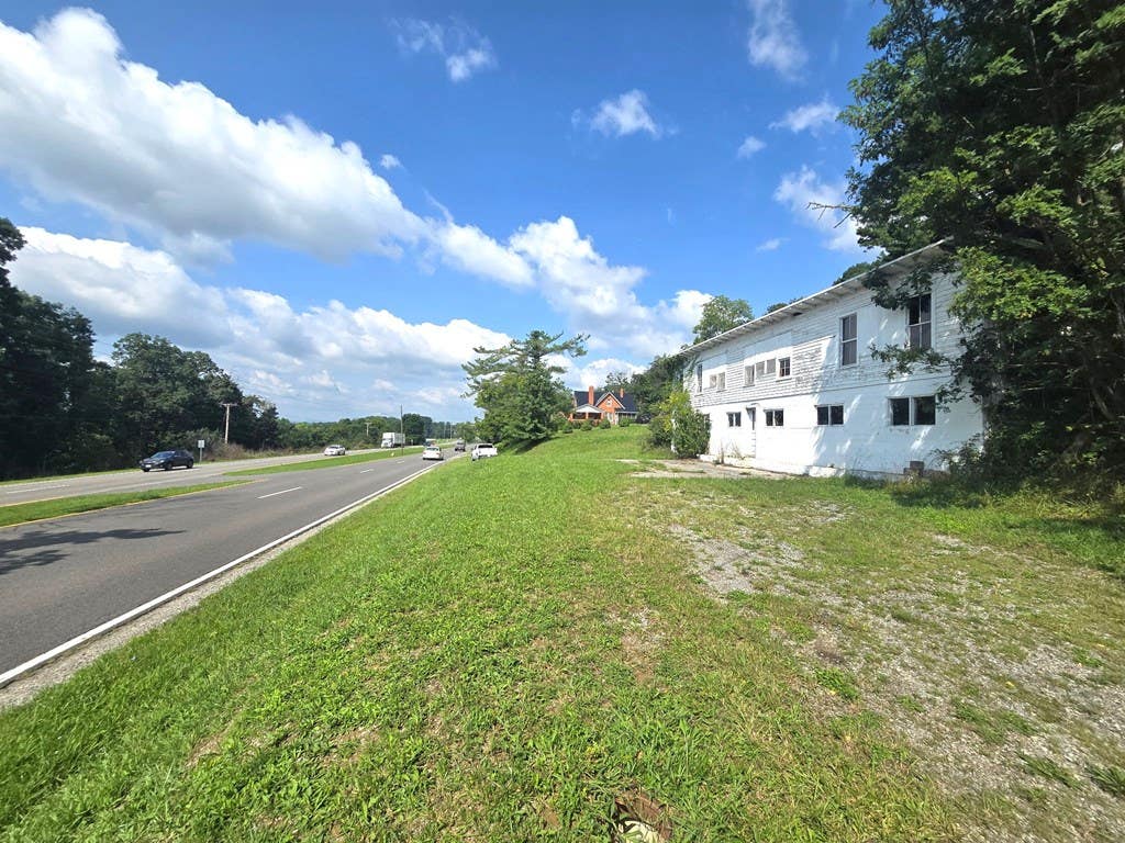 Photo of 1160 W Lee Highway #8, Wytheville, VA 24382 (MLS # 111286)