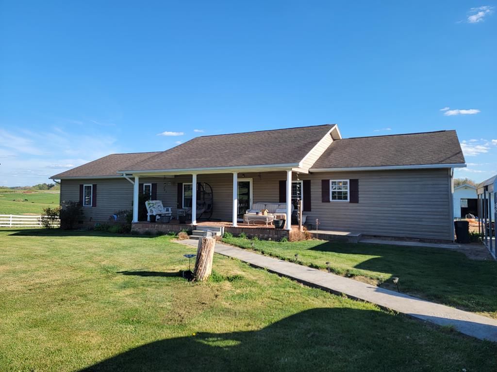 Photo of 583 Providence Rd, Fries, VA 24330 (MLS # 109718)