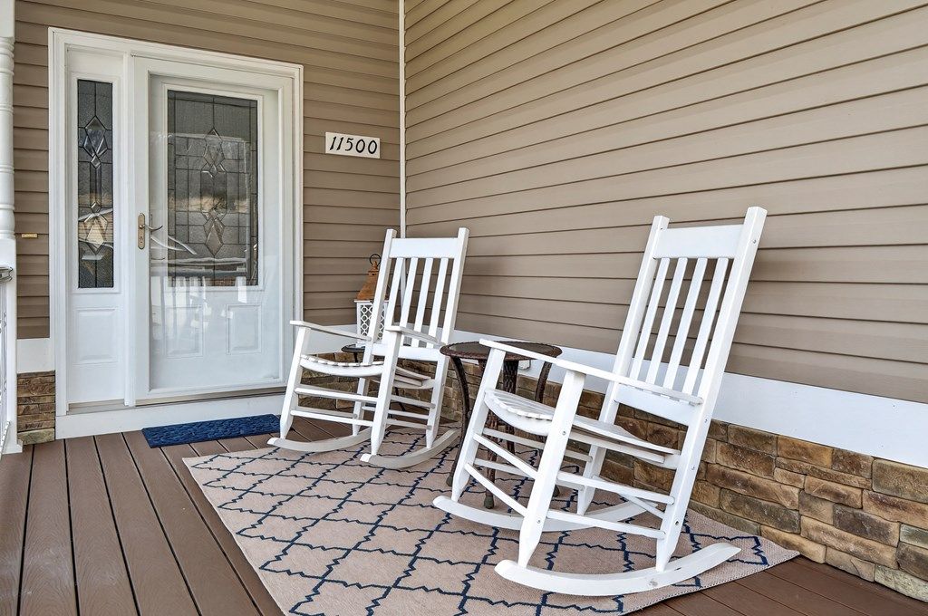 Photo of 11500 Meadowood Drive, Bristol, VA 24202 (MLS # 105926)